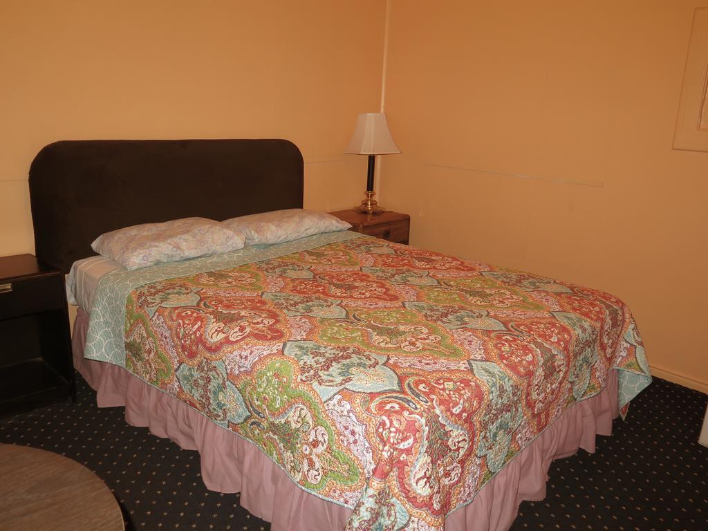 Pillow Talk Motel Wellington Экстерьер фото