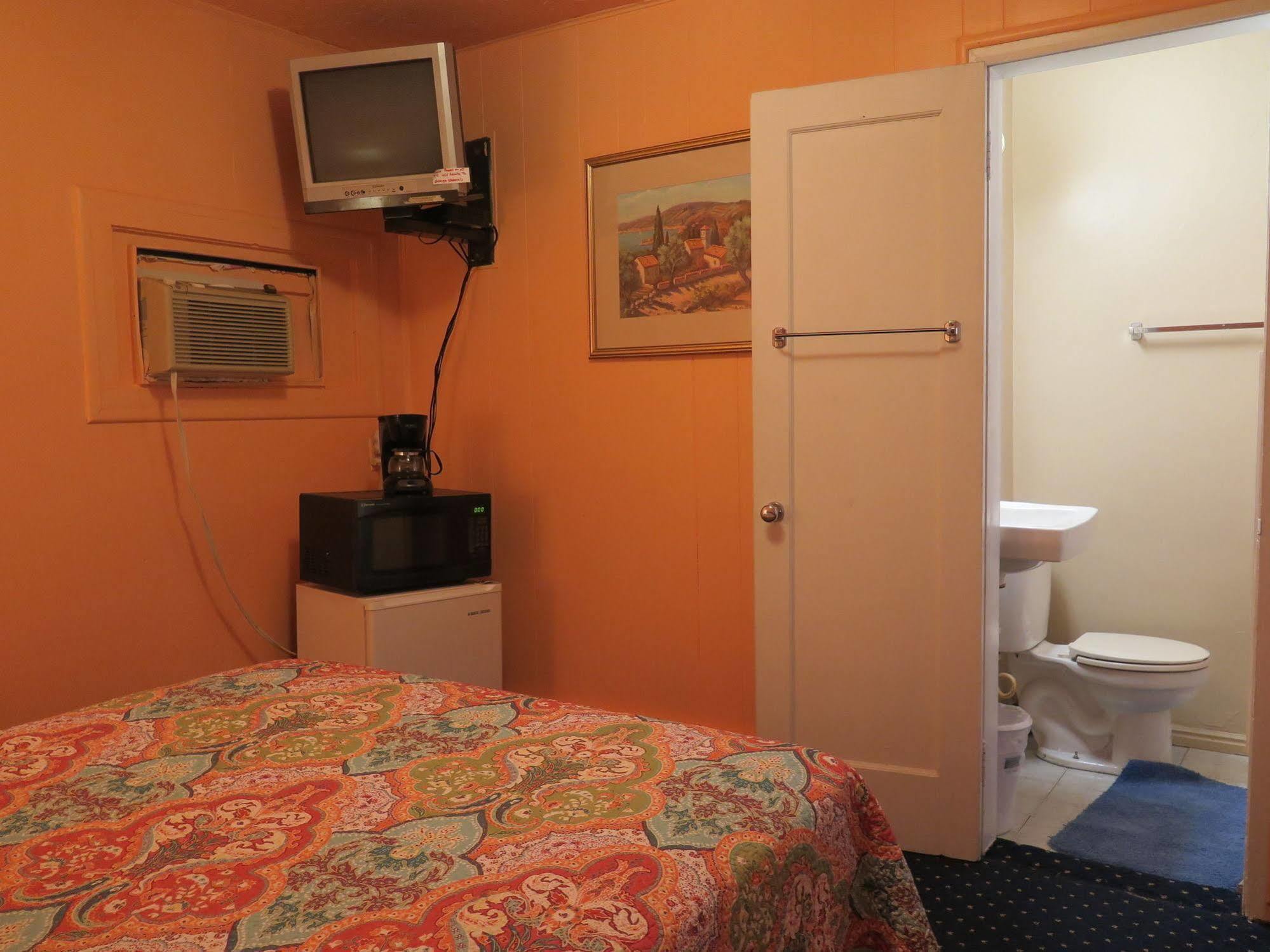 Pillow Talk Motel Wellington Экстерьер фото